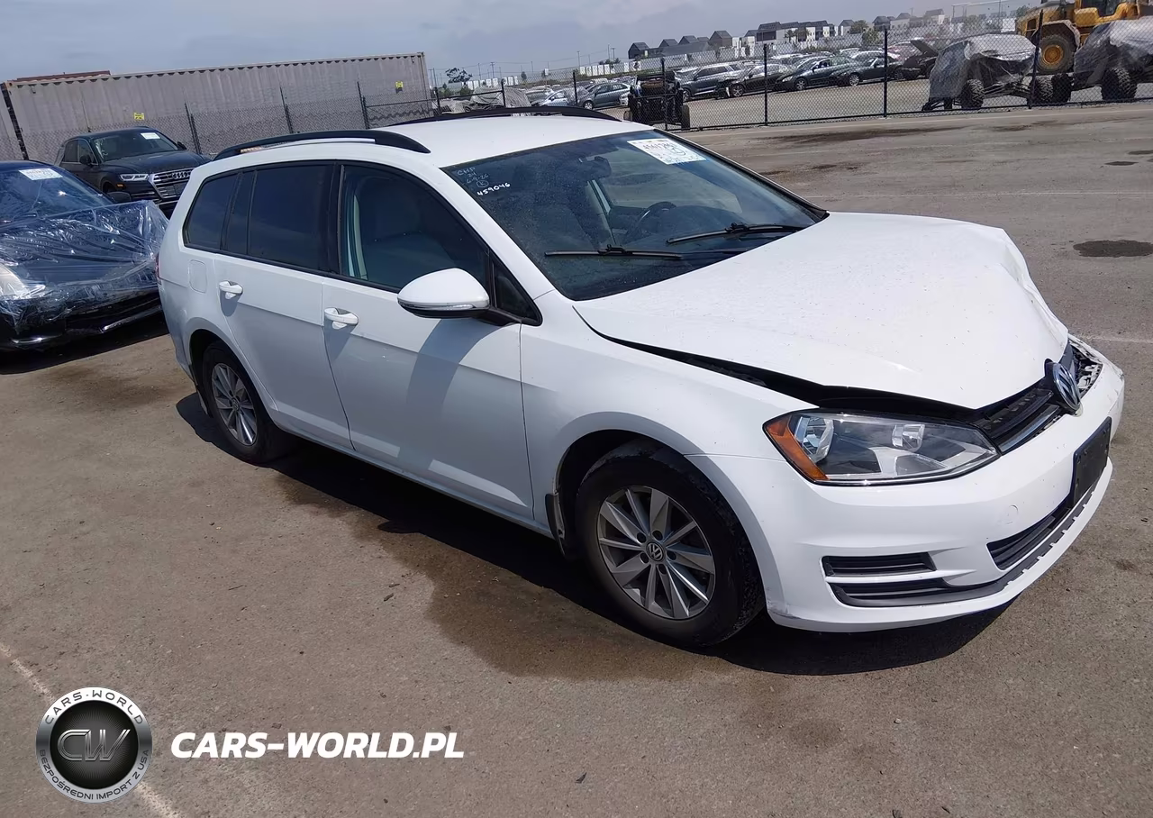 2015 Volkswagen Golf Sportwagen Tsi S 4-Door