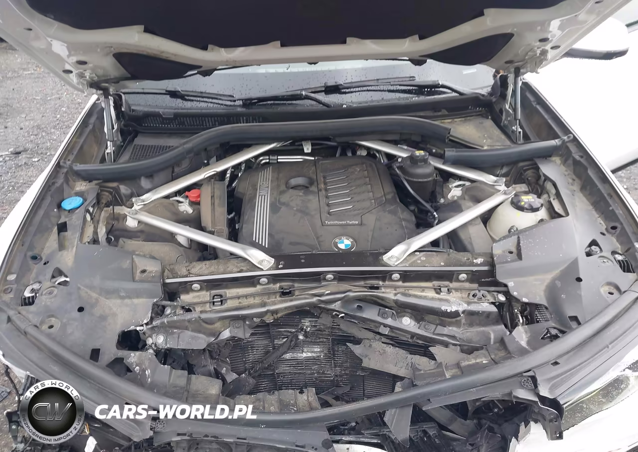 2022 BMW X7 xDrive40I VIN:5UXCW2C0XN9N04317 - 10
