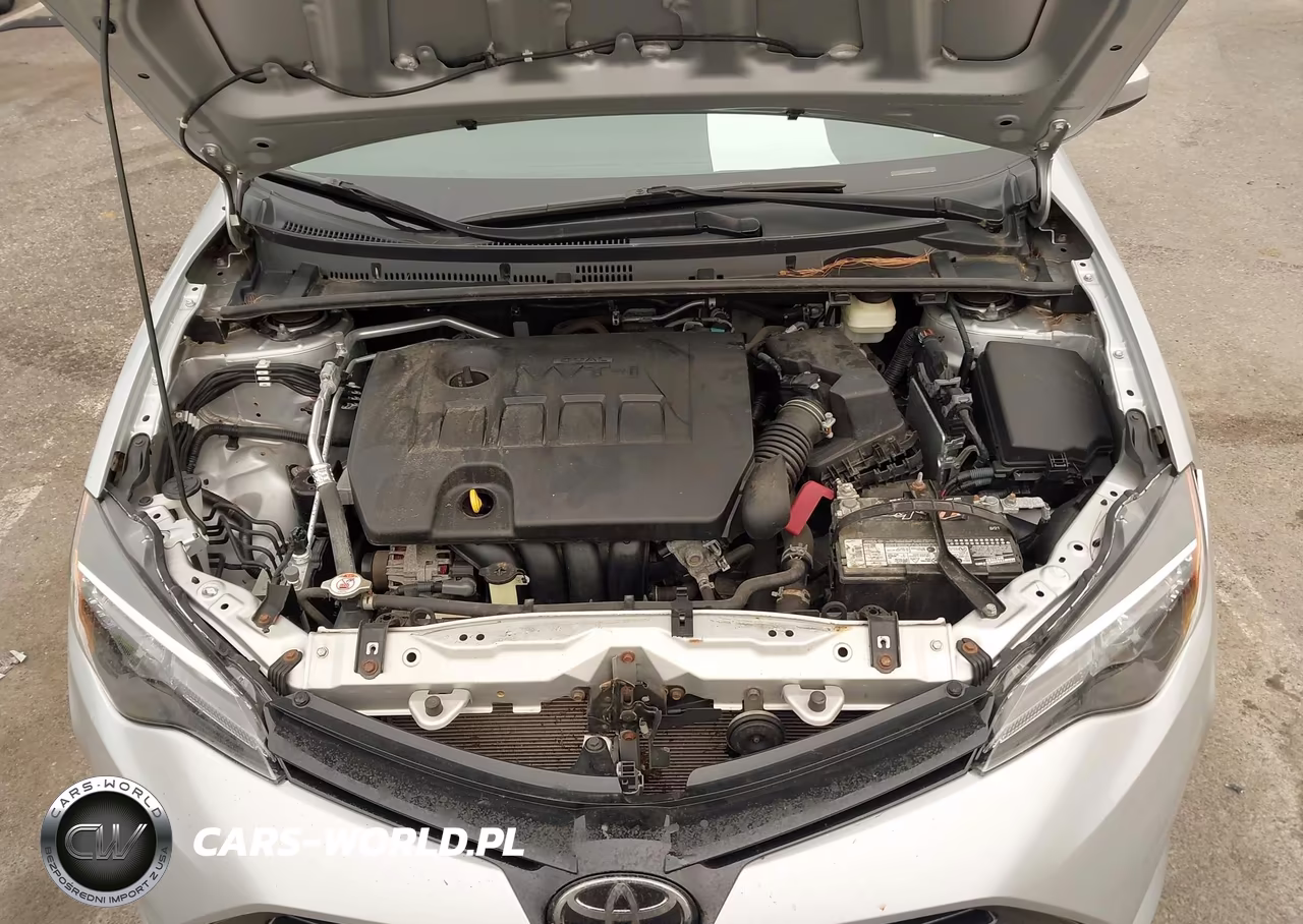 2018 Toyota Corolla Le VIN:2T1BURHE7JC981551 - 10