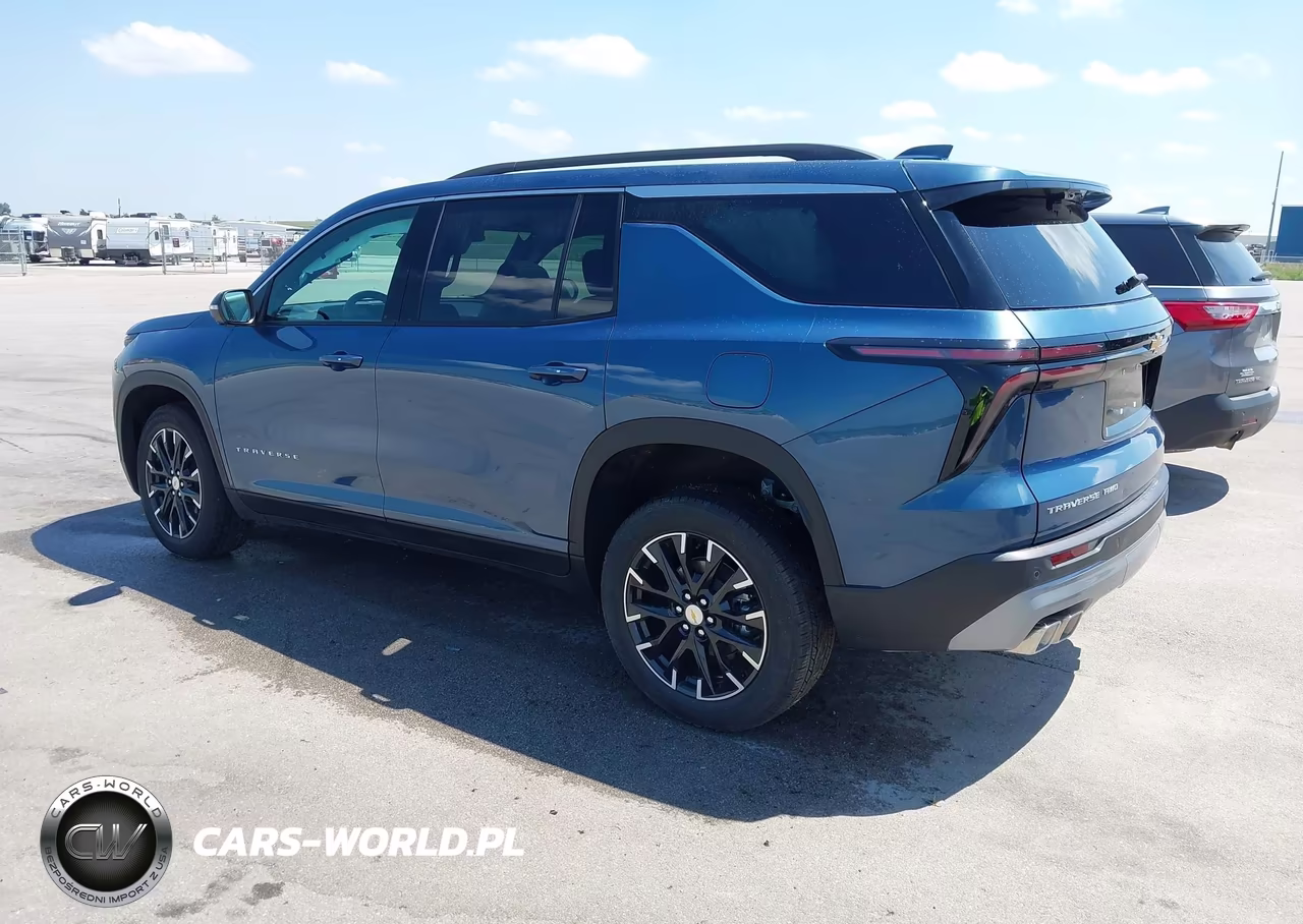 2026 Chevrolet Traverse Awd Lt VIN:1GNEVGKS6TJ273612 - 3