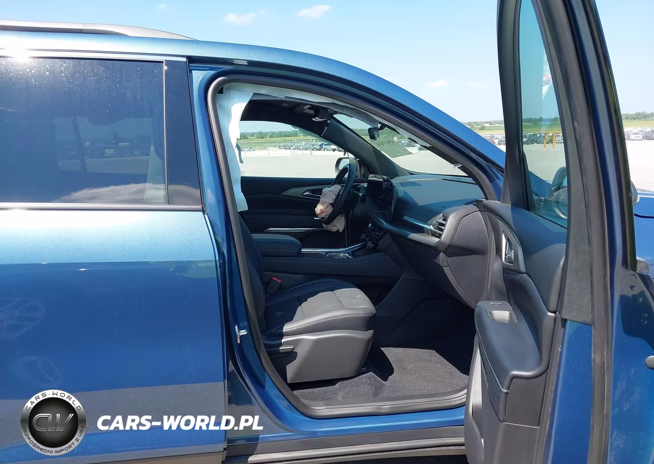 2026 Chevrolet Traverse Awd Lt VIN:1GNEVGKS6TJ273612 - 5