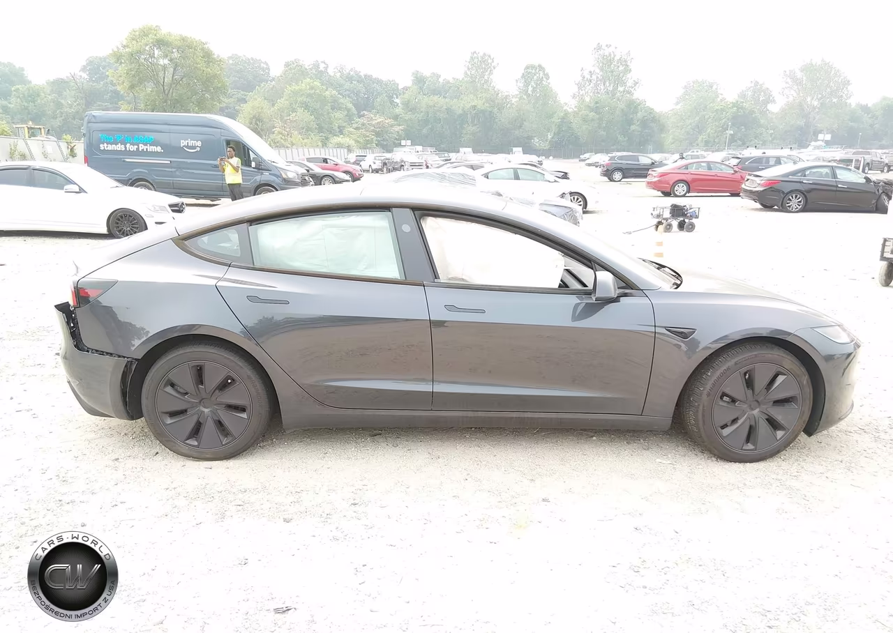 2025 Tesla Model 3 Long Range All-Wheel Drive VIN:5YJ3E1EB0SF910251 - 13