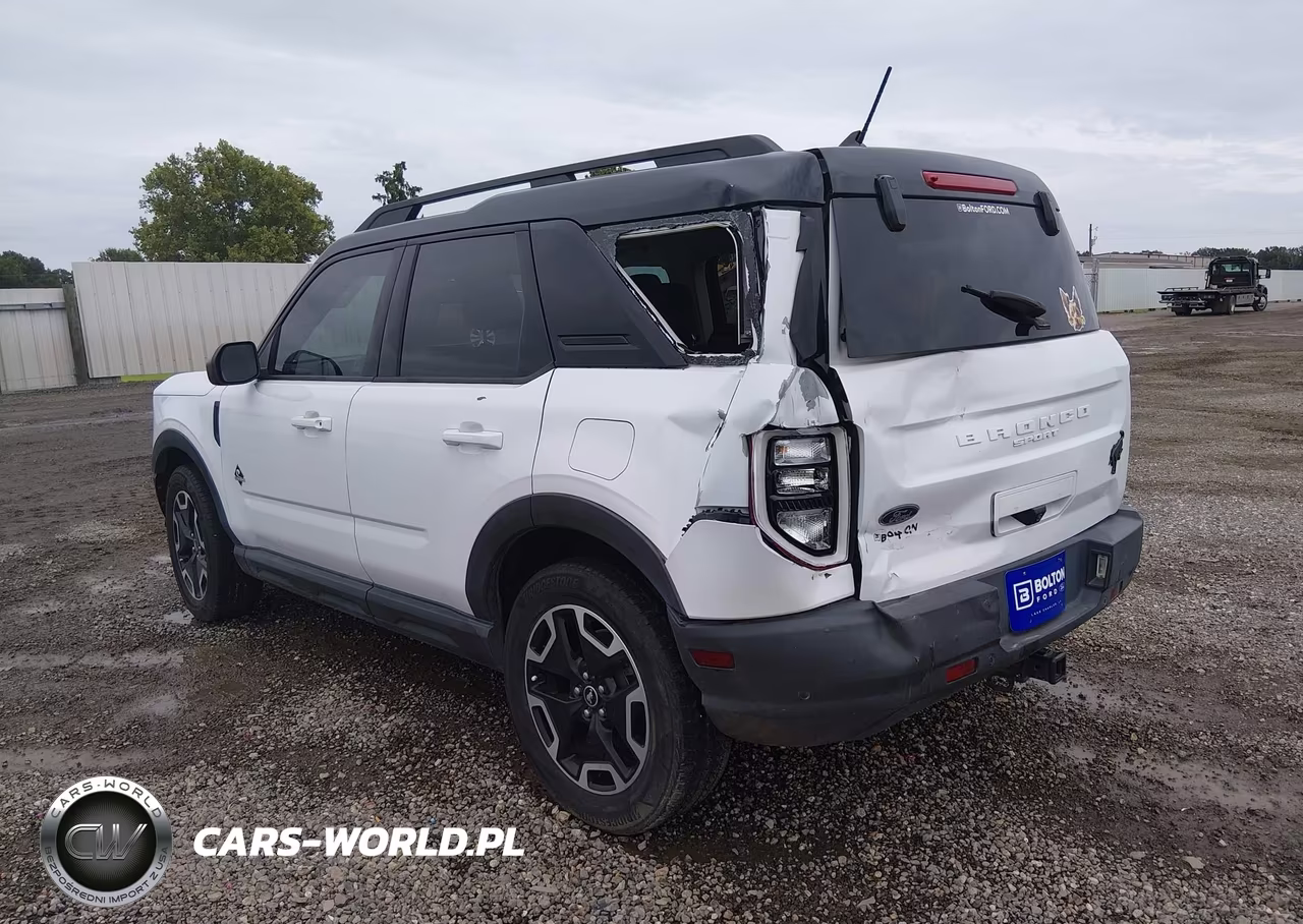 2021 Ford Bronco Sport Outer Banks VIN:3FMCR9C67MRA39824 - 3