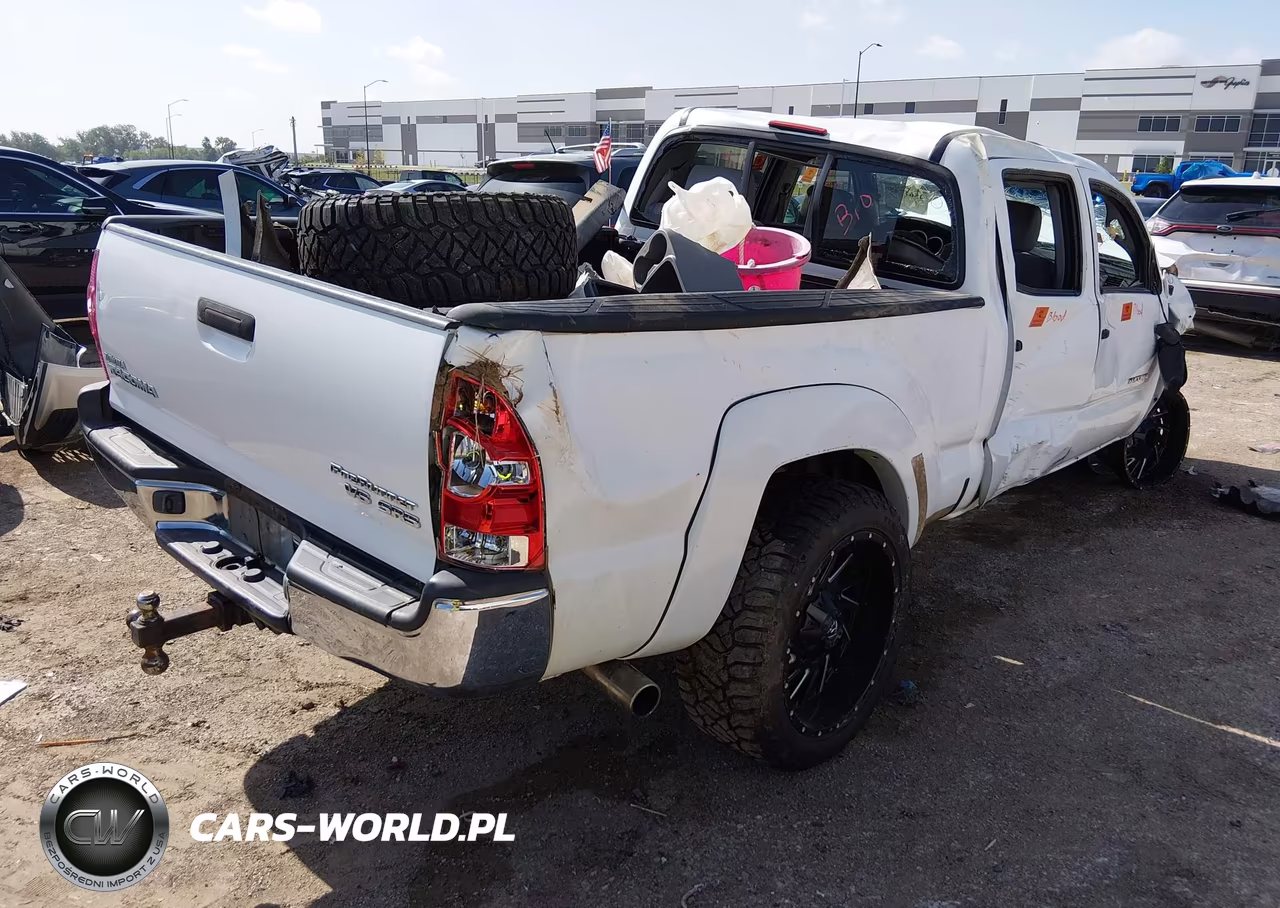 2006 Toyota Tacoma Prerunner V6 VIN:5TEKU72NX6Z250577 - 4
