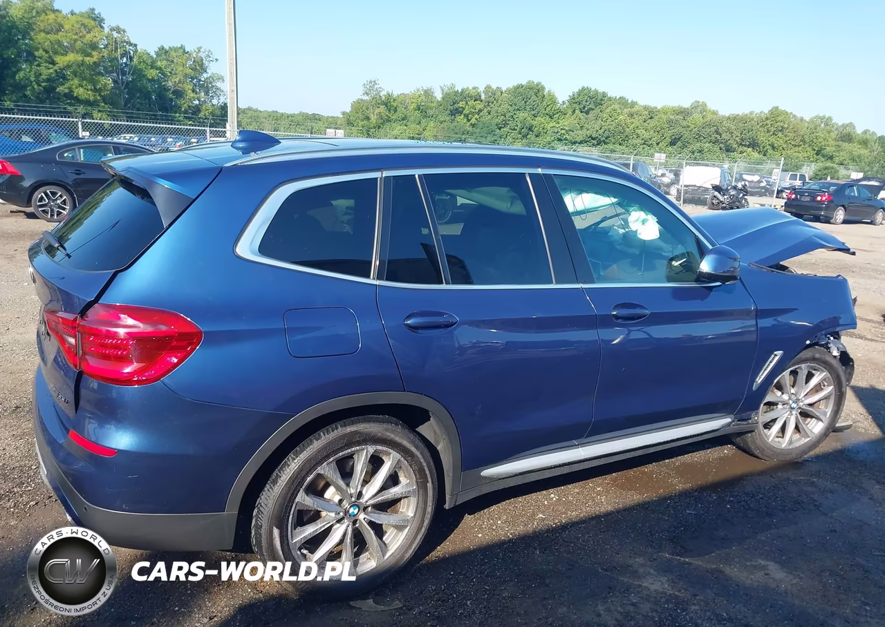 2019 BMW X3 xDrive30I VIN:5UXTR9C52KLE14284 - 14