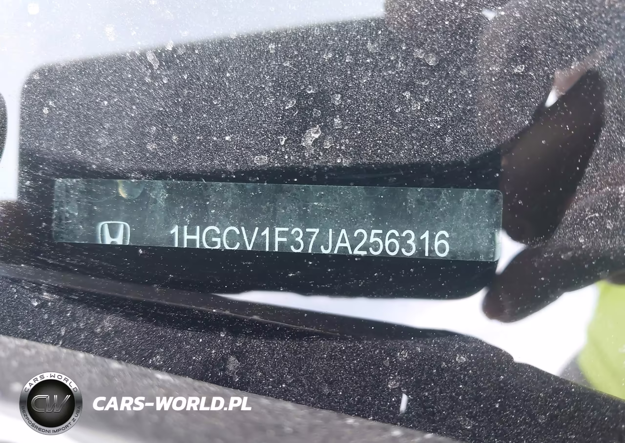 2018 Honda Accord Sport VIN:1HGCV1F37JA256316 - 9