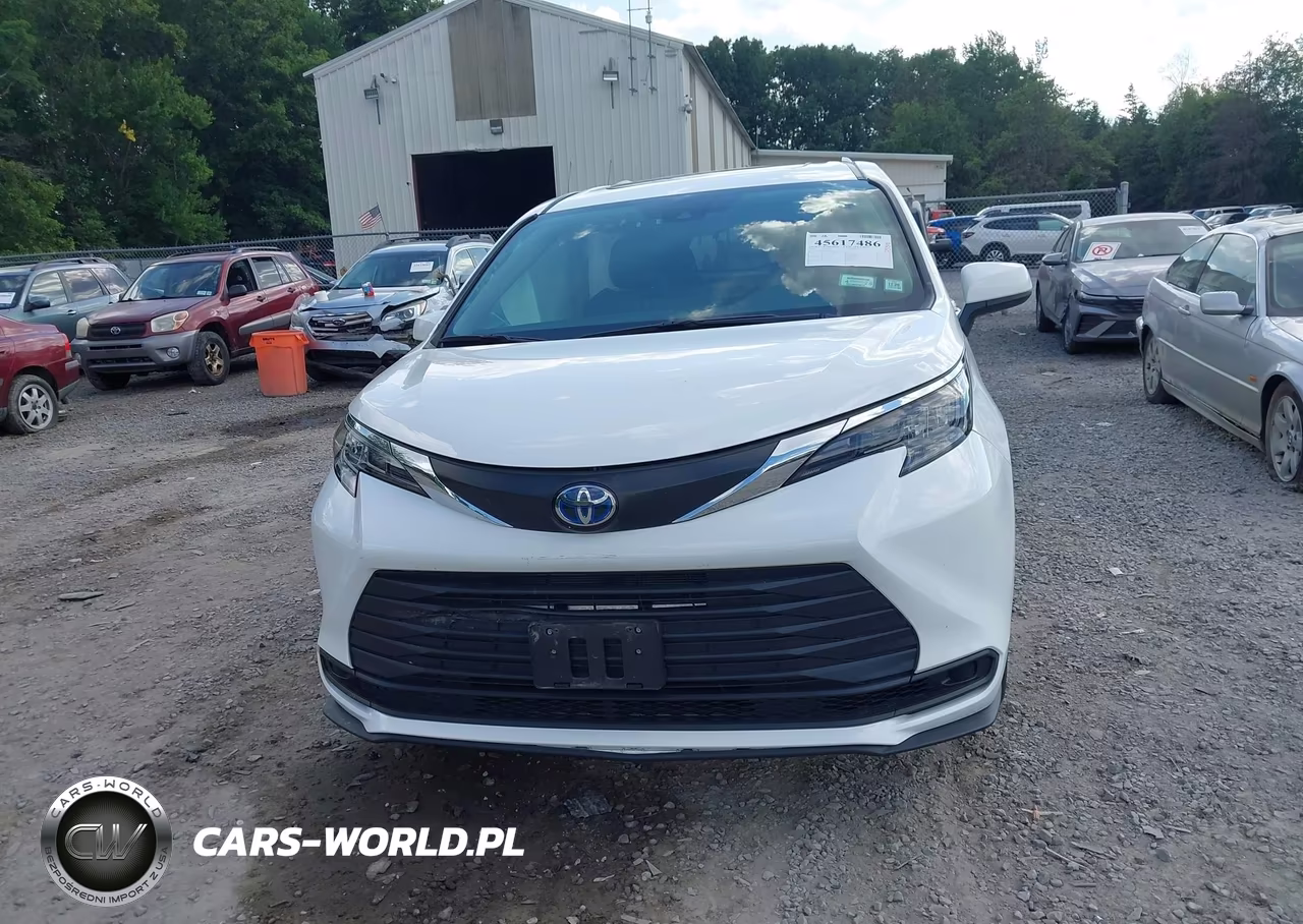 2025 Toyota Sienna Le VIN:5TDBSKFCXSS156899 - 12