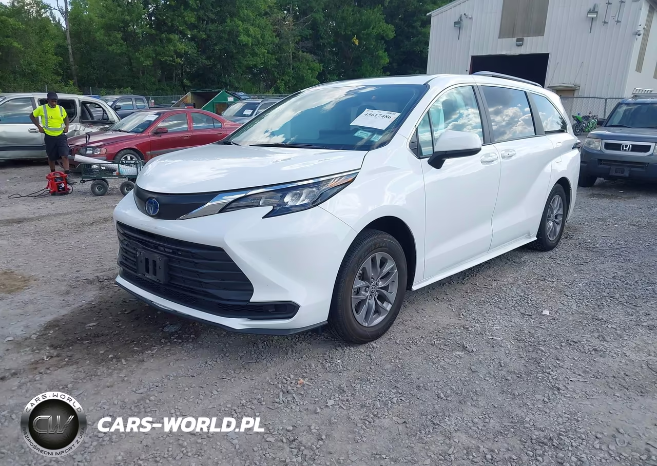 2025 Toyota Sienna Le VIN:5TDBSKFCXSS156899 - 2
