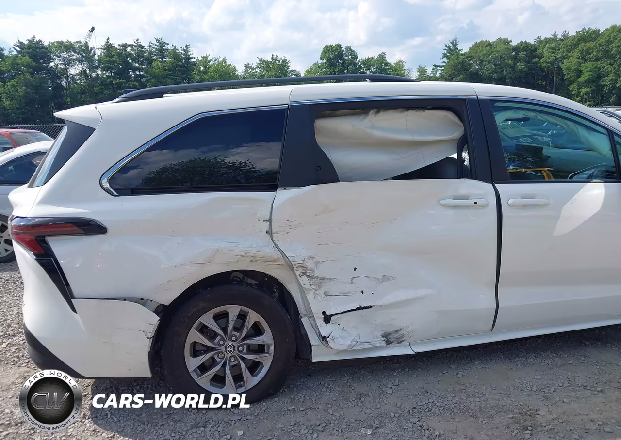 2025 Toyota Sienna Le VIN:5TDBSKFCXSS156899 - 6