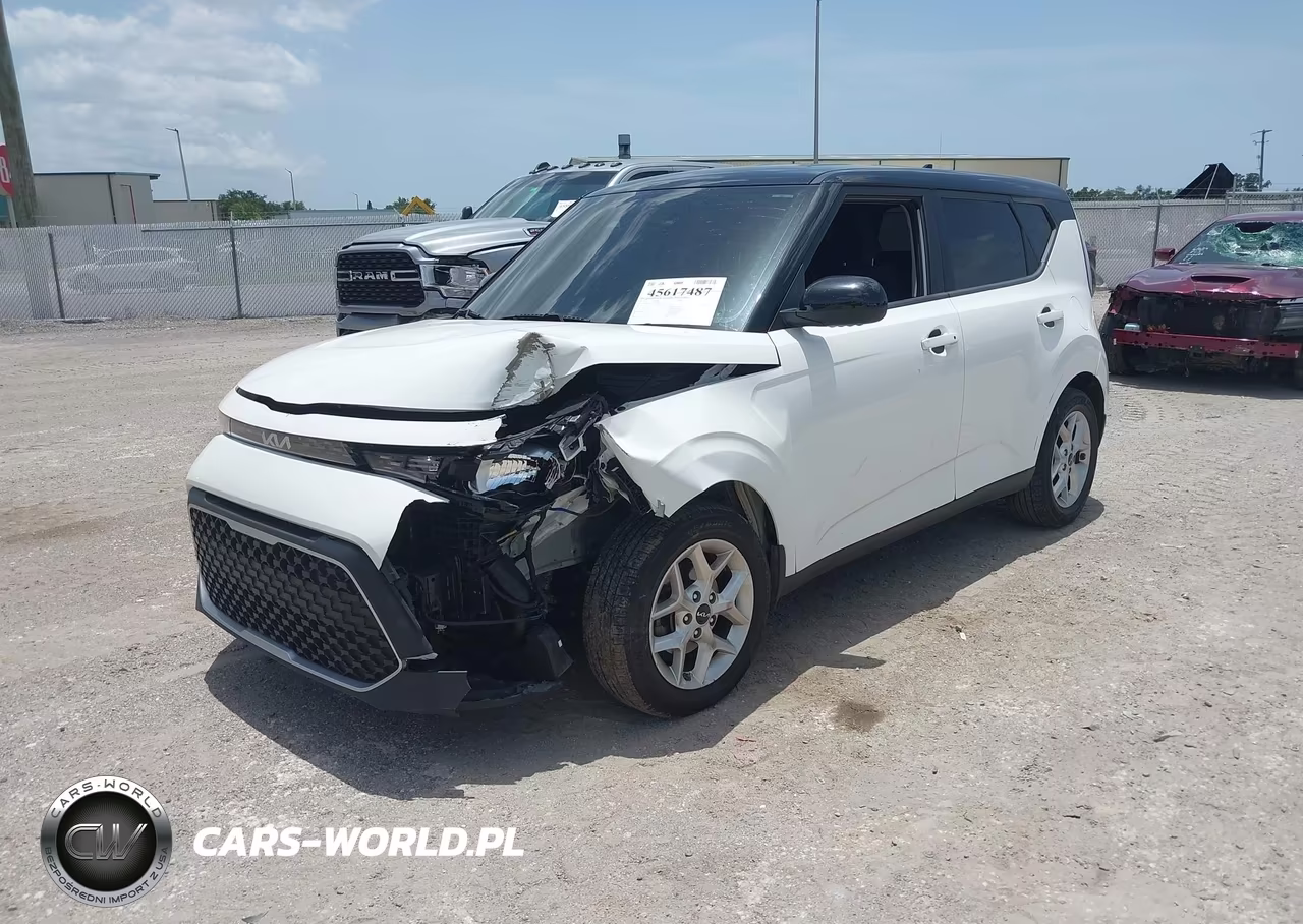 2023 Kia Soul S VIN:KNDJ23AU2P7200073 - 2