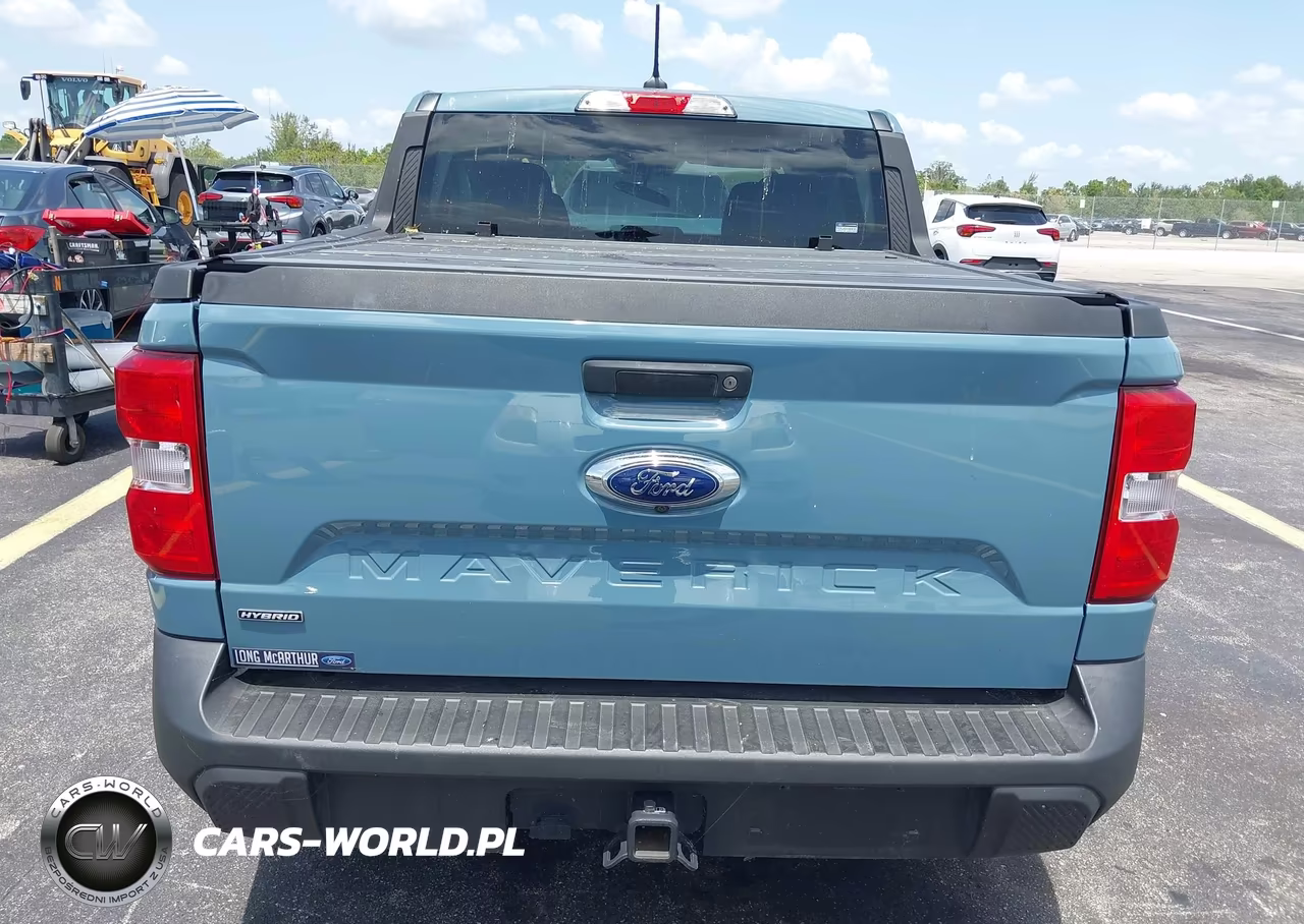 2023 Ford Maverick Xlt VIN:3FTTW8E32PRA93823 - 17