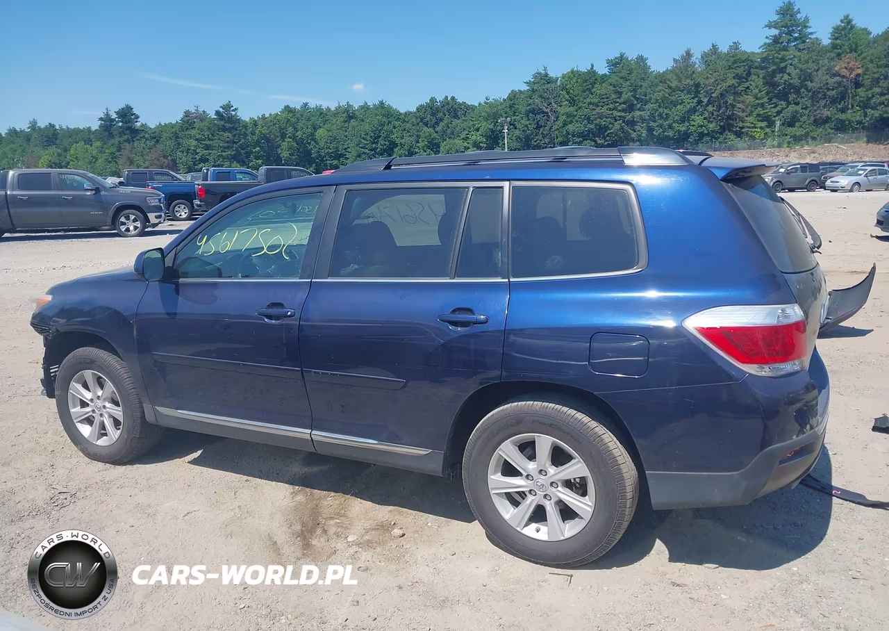 2011 Toyota Highlander Base V6 VIN:5TDBK3EH8BS045206 - 15