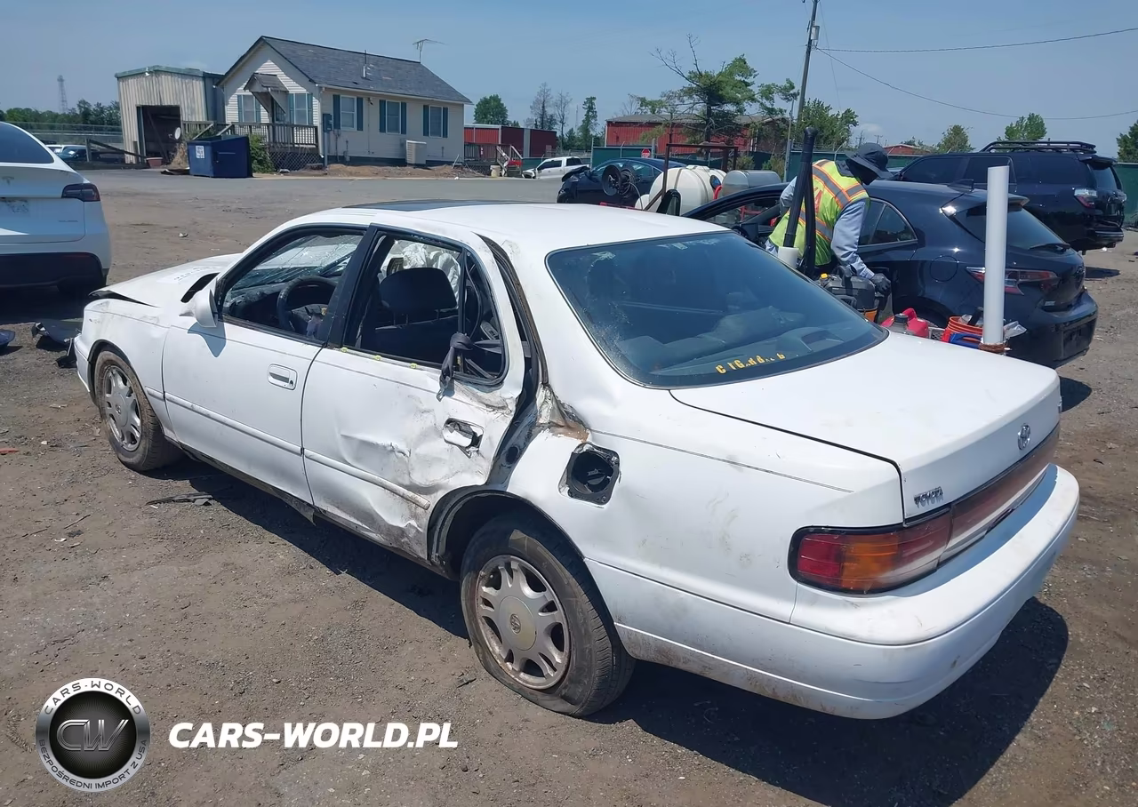 1994 Toyota Camry Xle VIN:JT2GK13E0R0016629 - 3