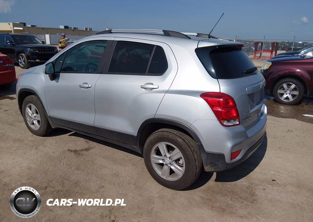 2021 Chevrolet Trax Awd Lt VIN:KL7CJPSM0MB365336 - 3