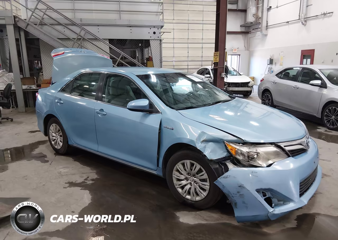 2012 Toyota Camry Hybrid Le – zdjęcie 1 z 19