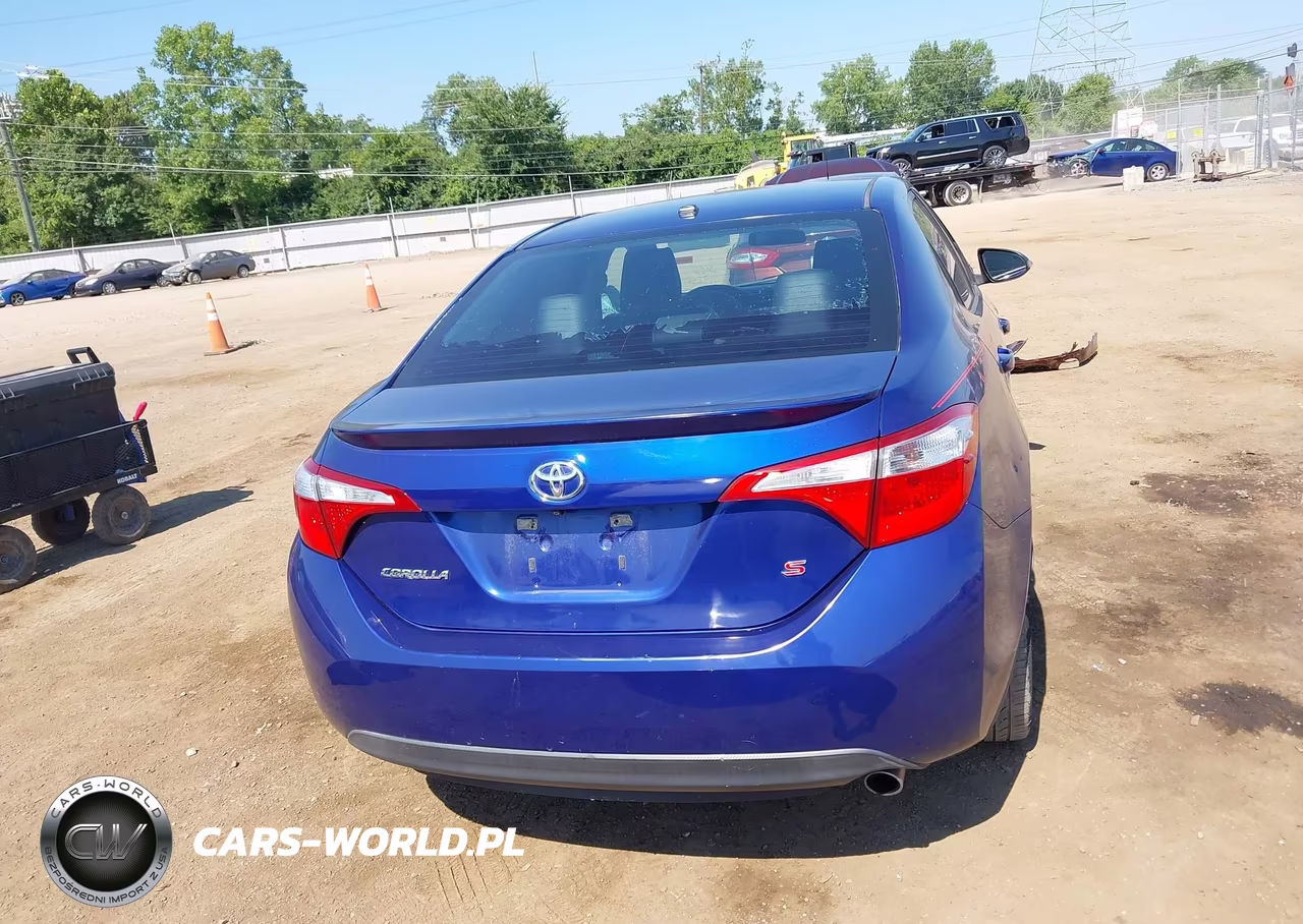 2015 Toyota Corolla S Plus VIN:5YFBURHE4FP197366 - 16