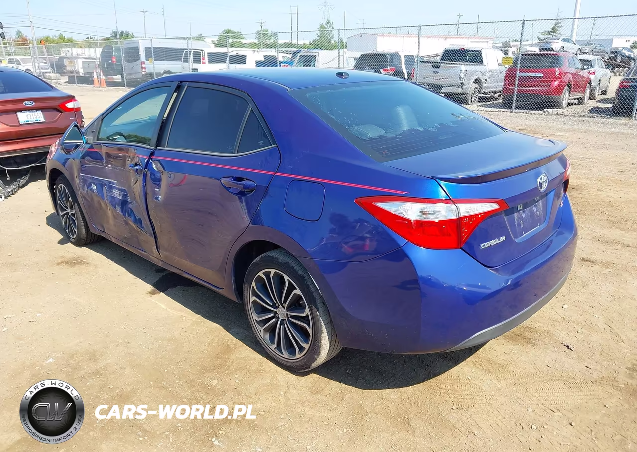 2015 Toyota Corolla S Plus VIN:5YFBURHE4FP197366 - 3
