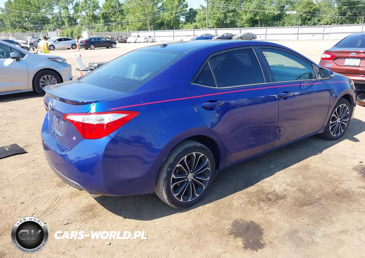 2015 Toyota Corolla S Plus VIN:5YFBURHE4FP197366 - 4