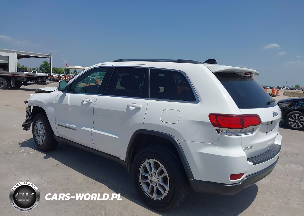 2020 Jeep Grand Cherokee Laredo VIN:1C4RJFAG3LC249544 - 3