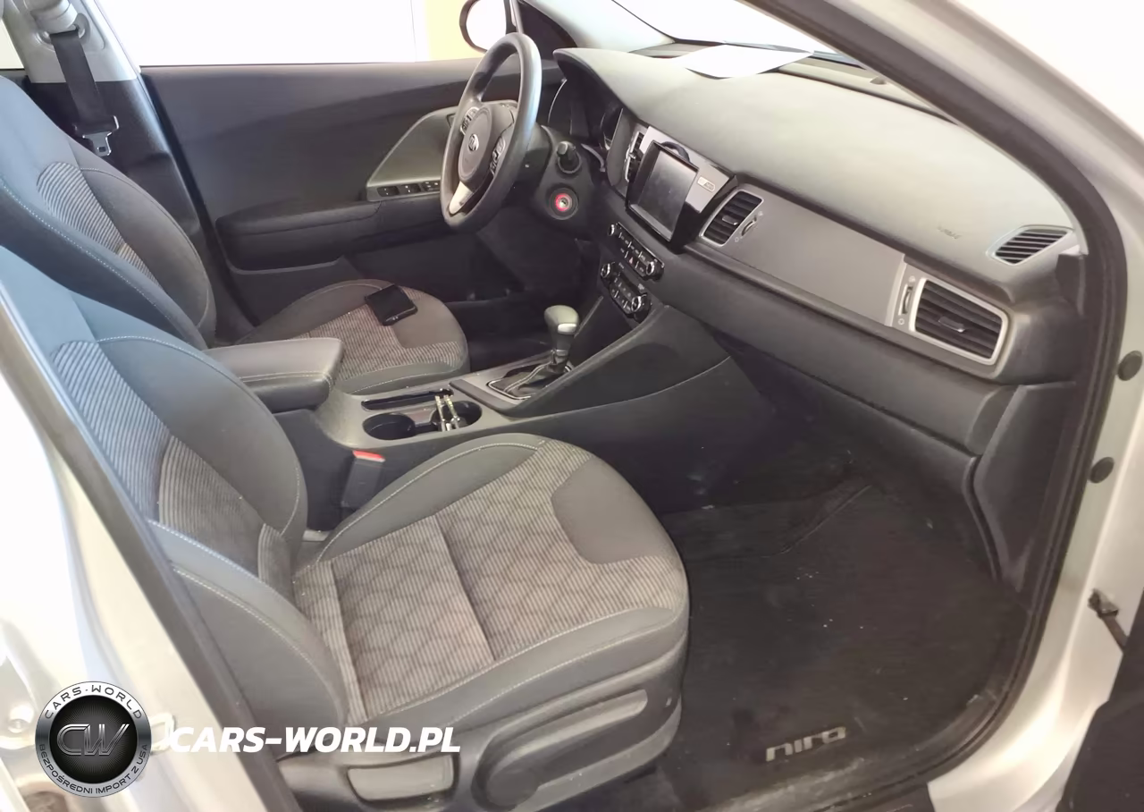 2018 Kia Niro Fe VIN:KNDCB3LC5J5147482 - 5