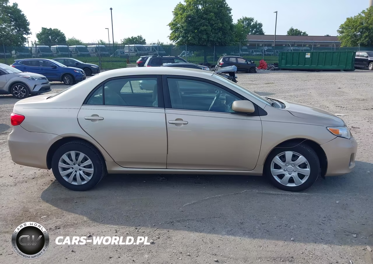 2013 Toyota Corolla Le VIN:2T1BU4EE4DC992681 - 13