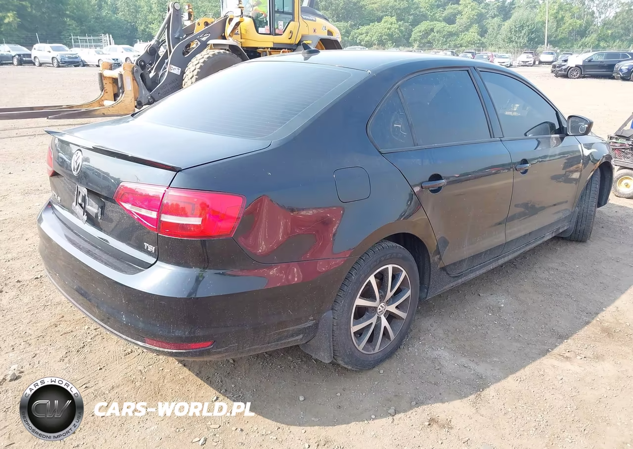2015 Volkswagen Jetta 1.8T Se VIN:3VWD17AJ0FM203469 - 4