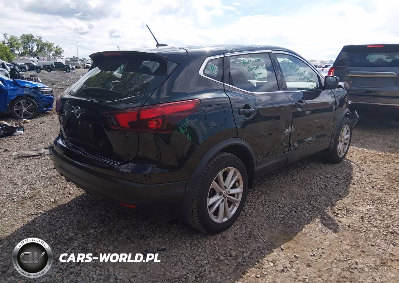 2019 Nissan Rogue Sport S VIN:JN1BJ1CP5KW523831 - 4