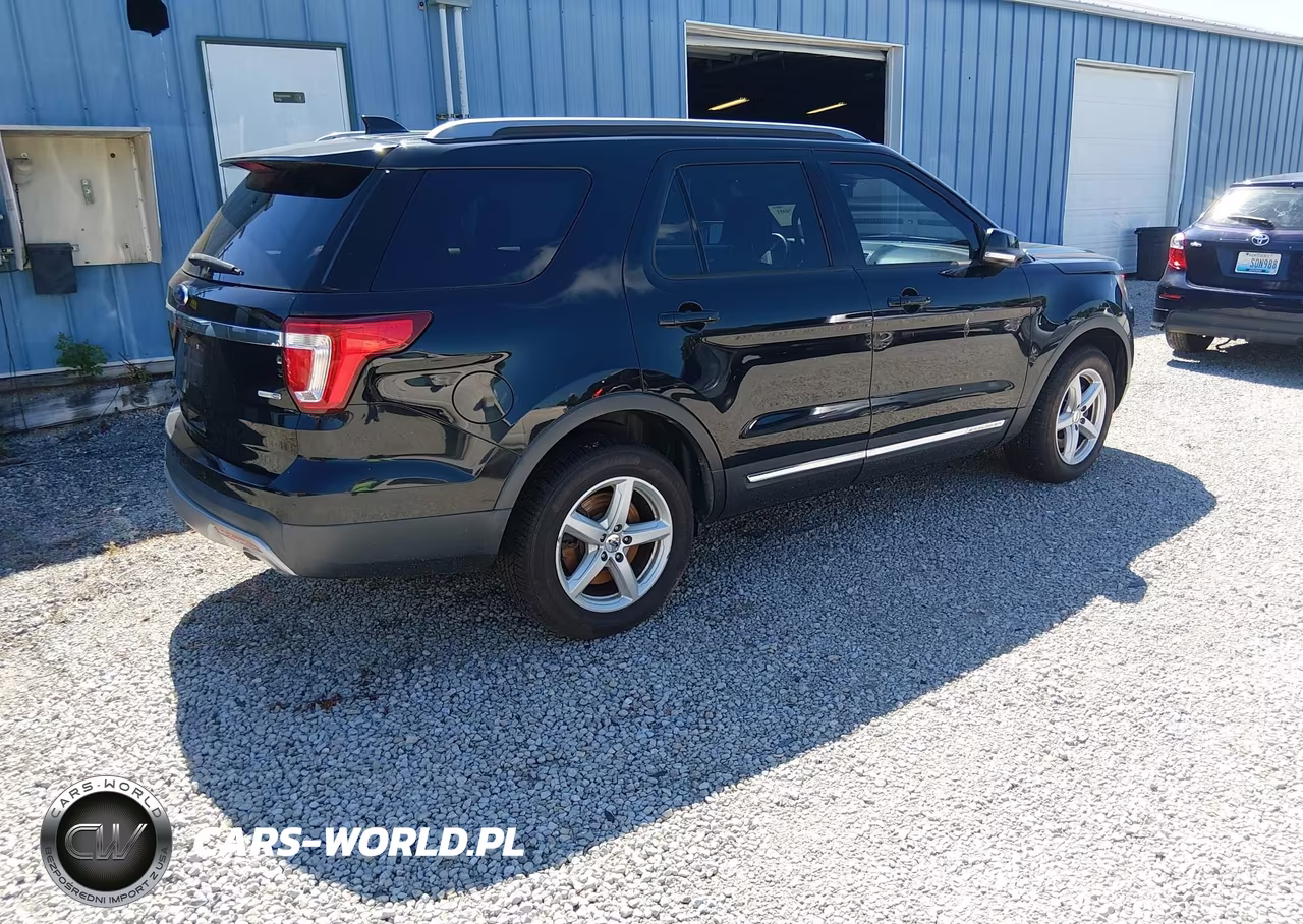 2017 Ford Explorer Xlt VIN:1FM5K8DH7HGC04159 - 4