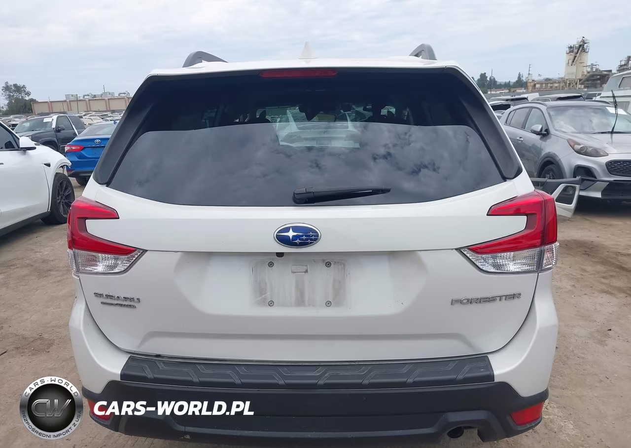 2021 Subaru Forester Premium VIN:JF2SKAFC8MH536357 - 16