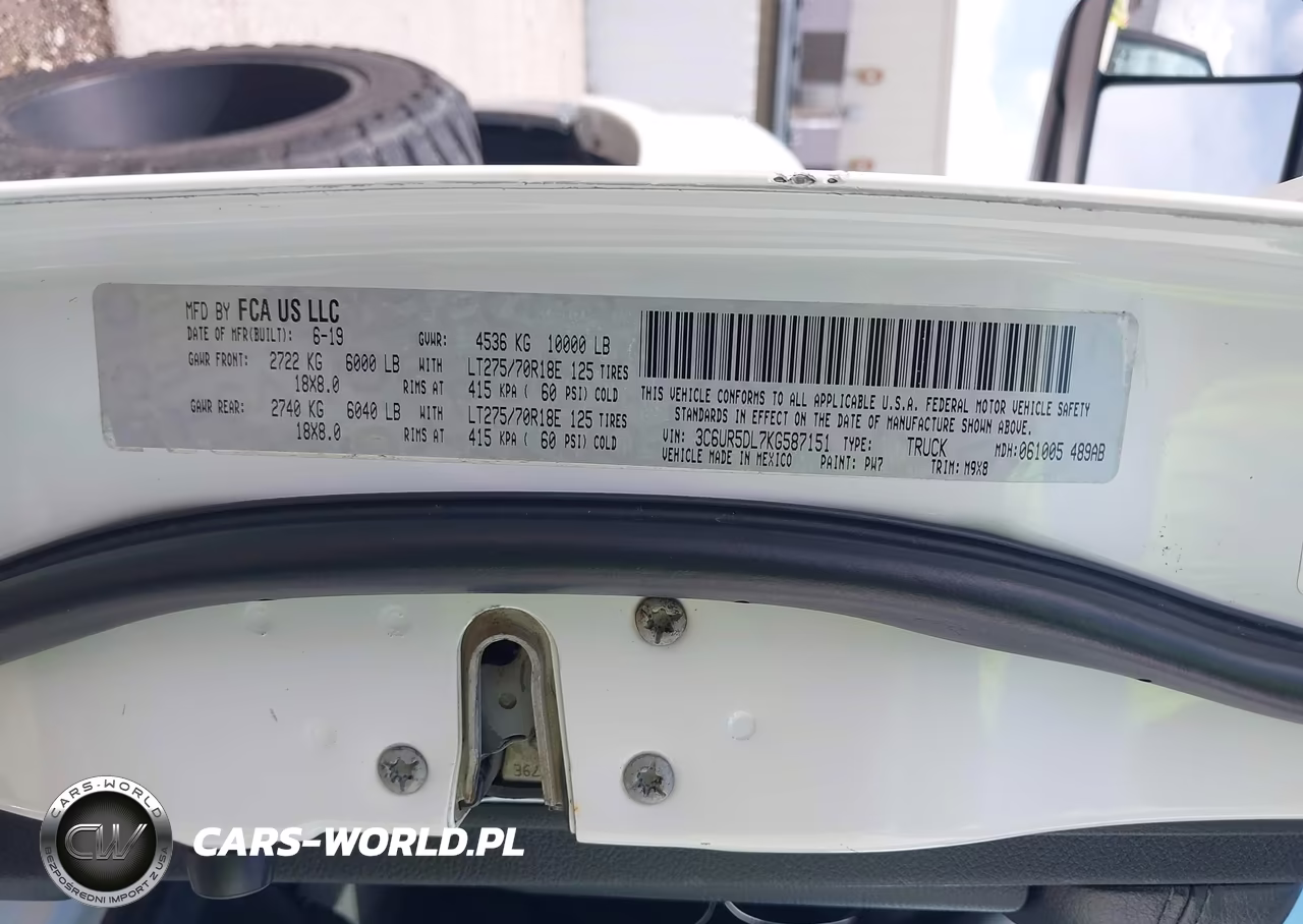 RAM 2500 VIN:3C6UR5DL7KG587151 - 9
