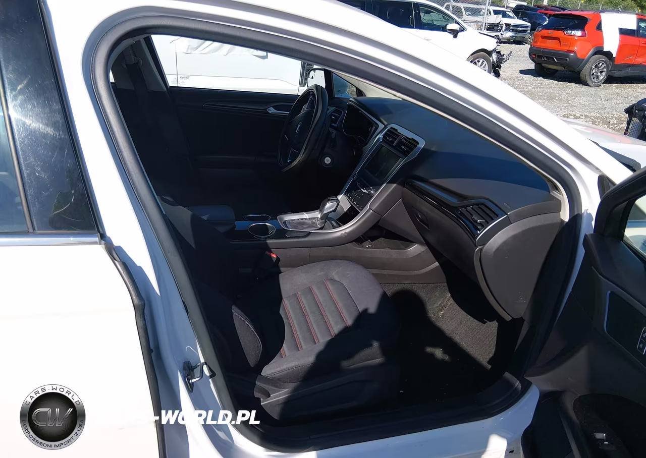 2013 Ford Fusion Se VIN:3FA6P0HR5DR233988 - 5