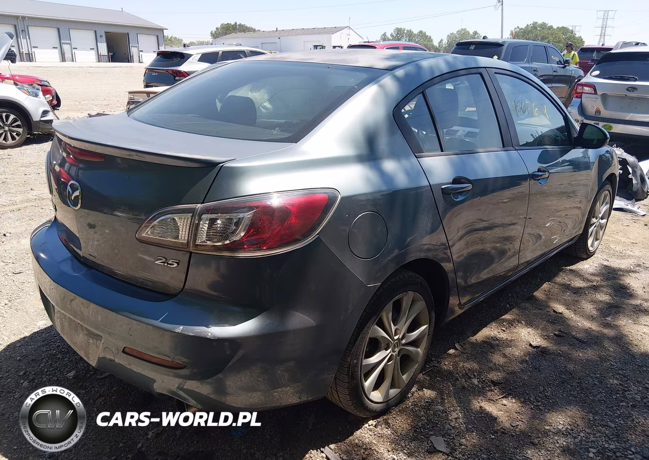 2011 Mazda Mazda3 S Sport VIN:JM1BL1U58B1363803 - 4