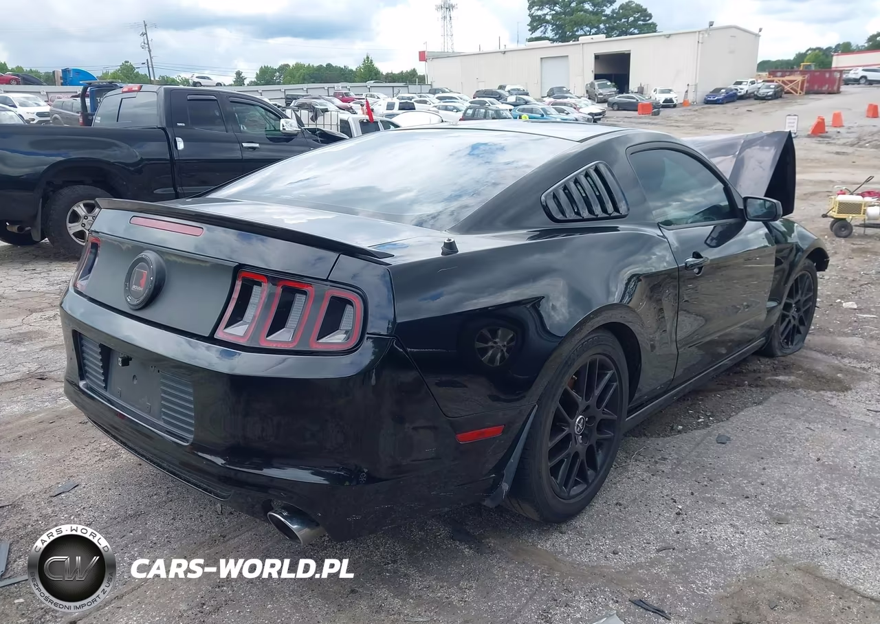 2014 Ford Mustang V6 VIN:1ZVBP8AMXE5218622 - 4