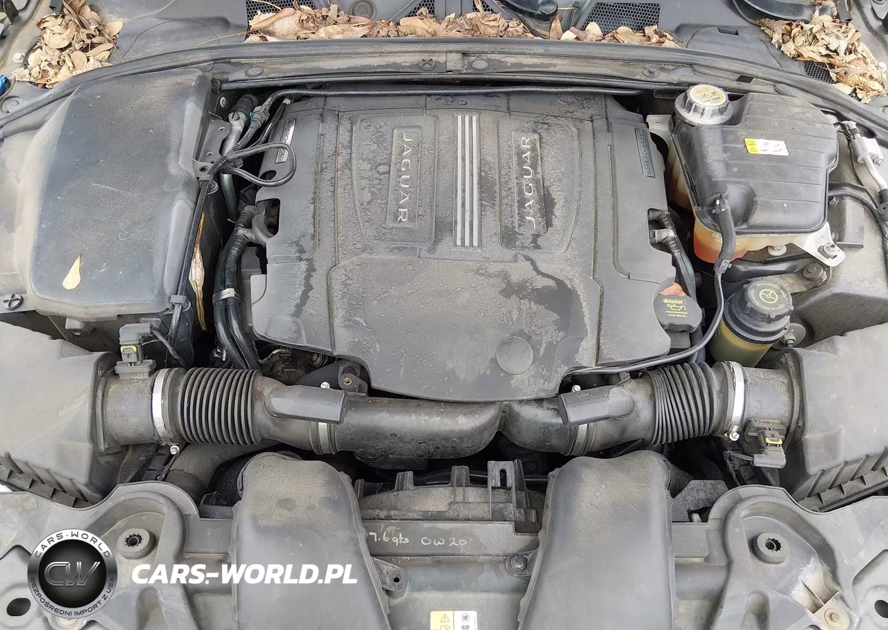 2015 Jaguar Xf 5.0L Supercharged VIN:SAJWA0HP3FMU75217 - 10