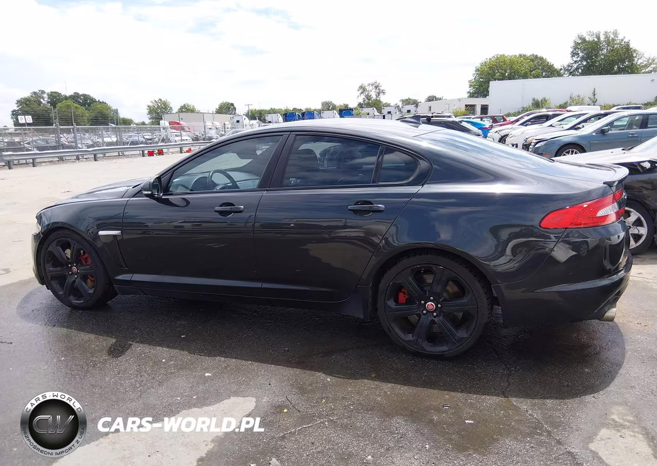 2015 Jaguar Xf 5.0L Supercharged VIN:SAJWA0HP3FMU75217 - 14