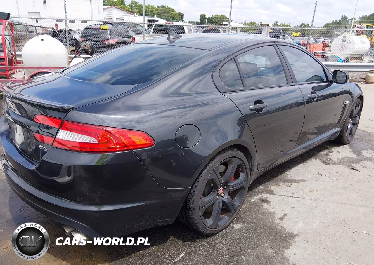 2015 Jaguar Xf 5.0L Supercharged VIN:SAJWA0HP3FMU75217 - 4
