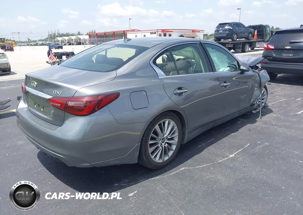 2019 Infiniti Q50 3.0T Luxe VIN:JN1EV7AP8KM516536 - 4