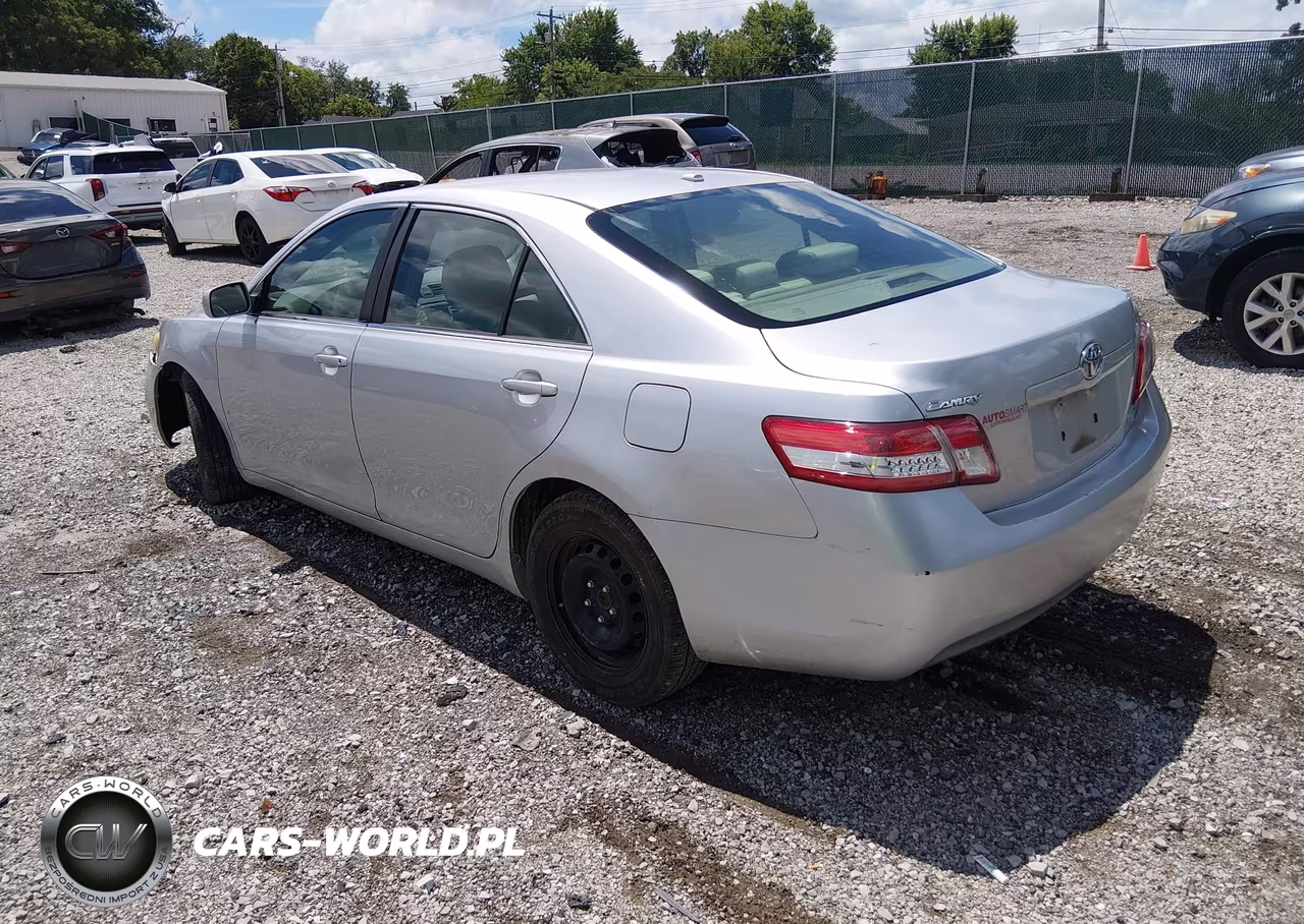 2010 Toyota Camry Le VIN:4T4BF3EK0AR081001 - 3