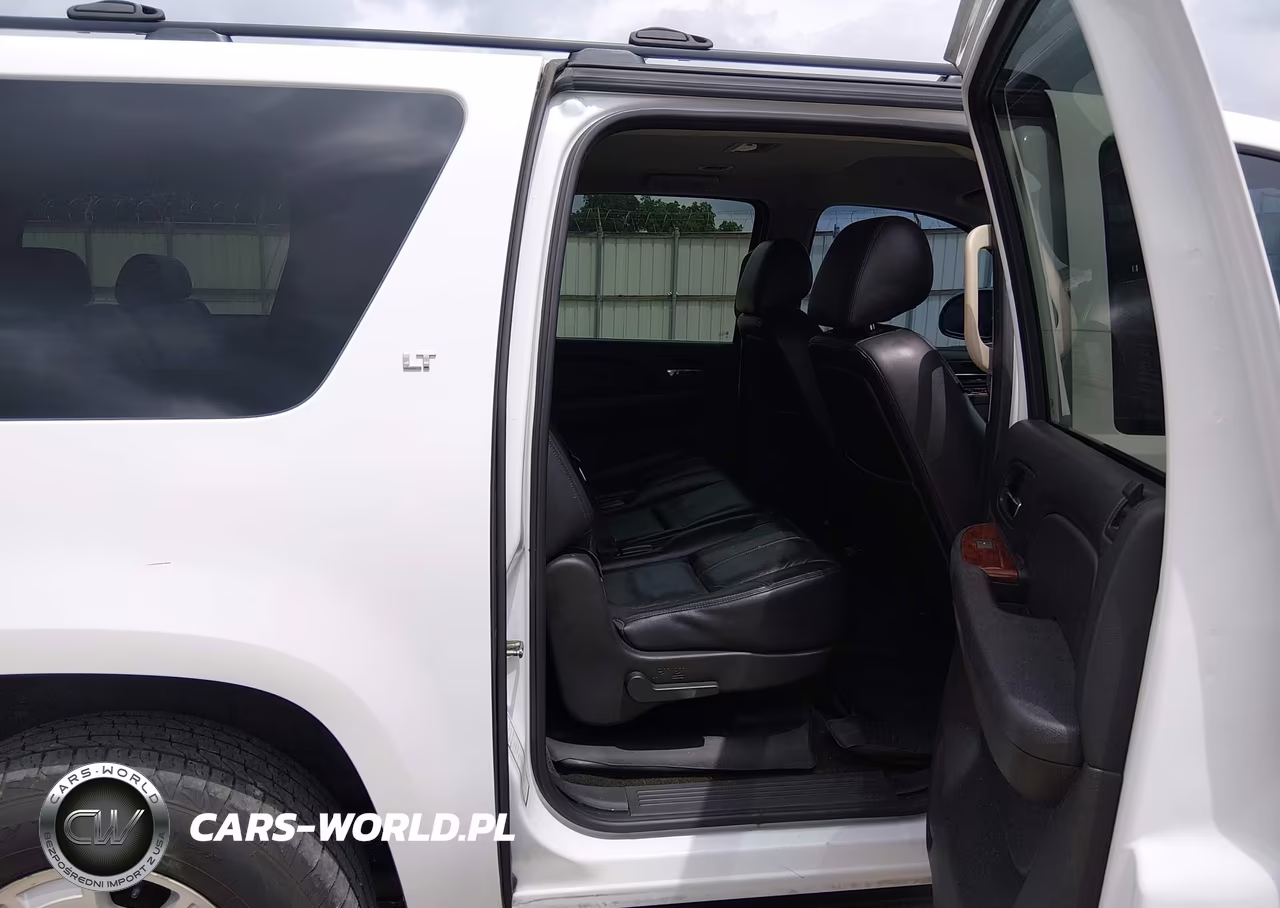 2012 Chevrolet Suburban Lt VIN:1GNSCJE00CR134139 - 8