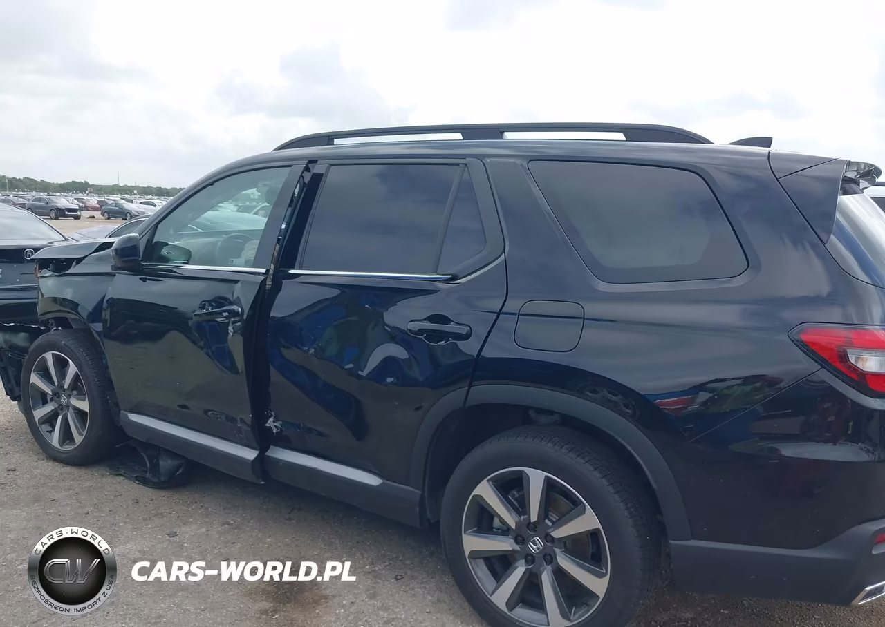 2025 Honda Pilot Elite VIN:5FNYG1H87SB131705 - 14
