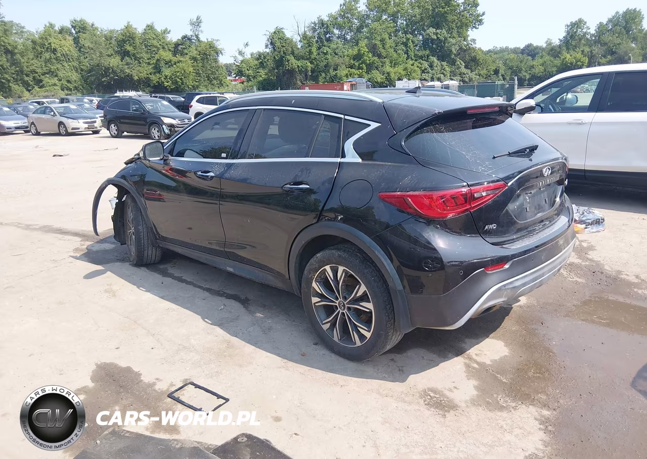 2018 Infiniti Qx30 Premium VIN:SJKCH5CR8JA045211 - 3
