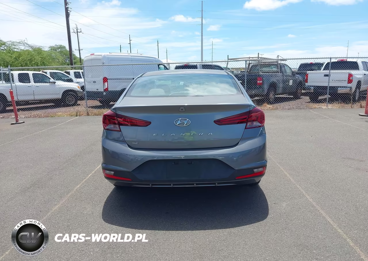 2019 Hyundai Elantra Se VIN:5NPD74LF3KH486037 - 19