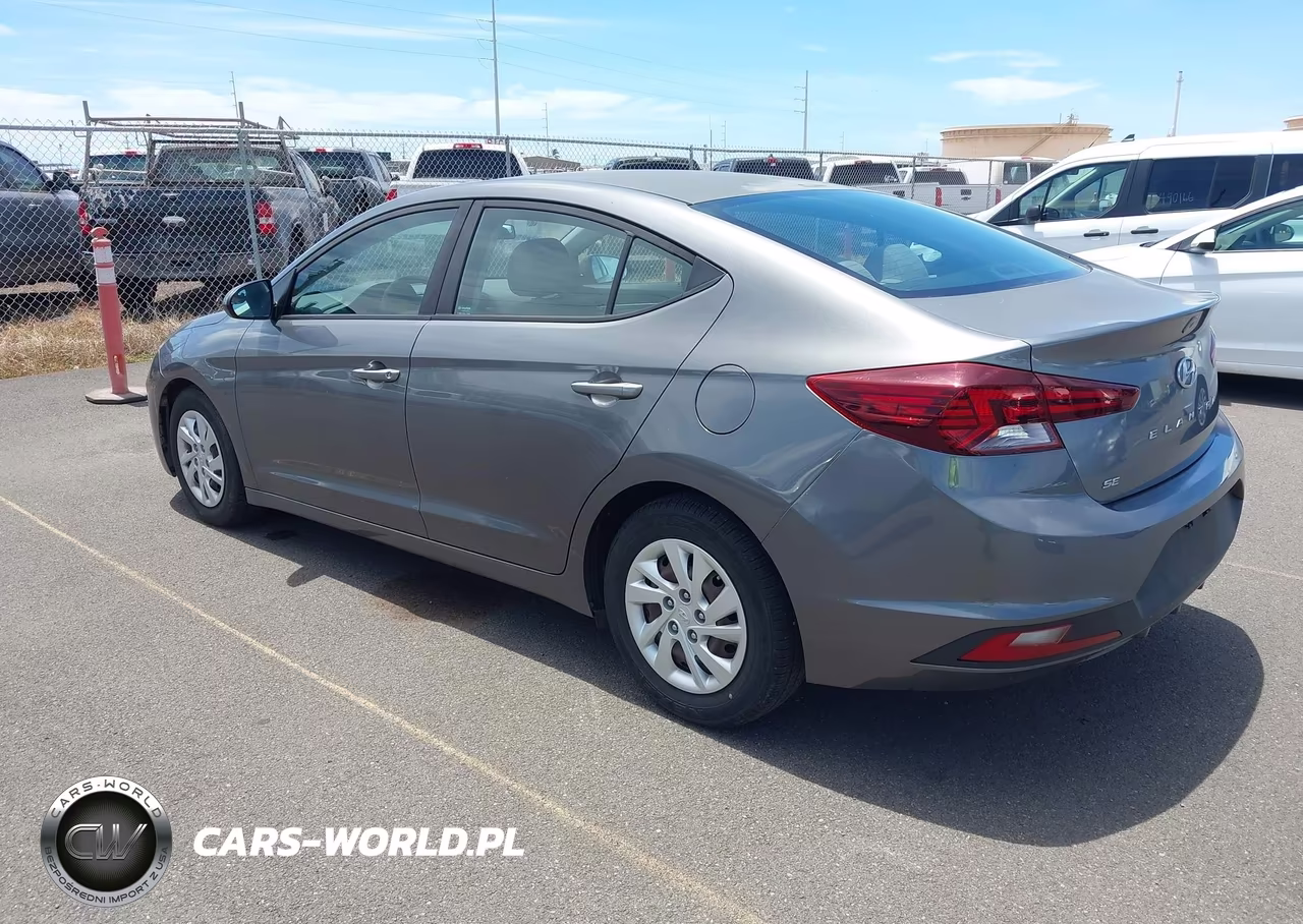 2019 Hyundai Elantra Se VIN:5NPD74LF3KH486037 - 3