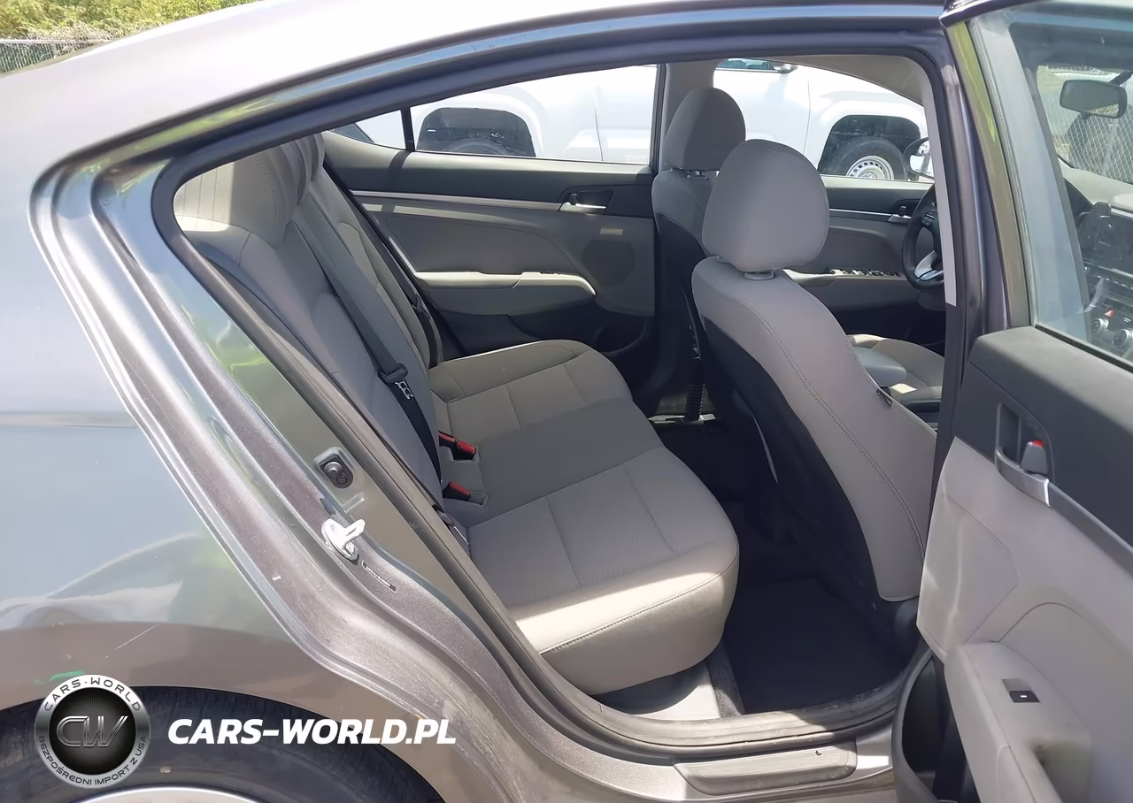 2019 Hyundai Elantra Se VIN:5NPD74LF3KH486037 - 8