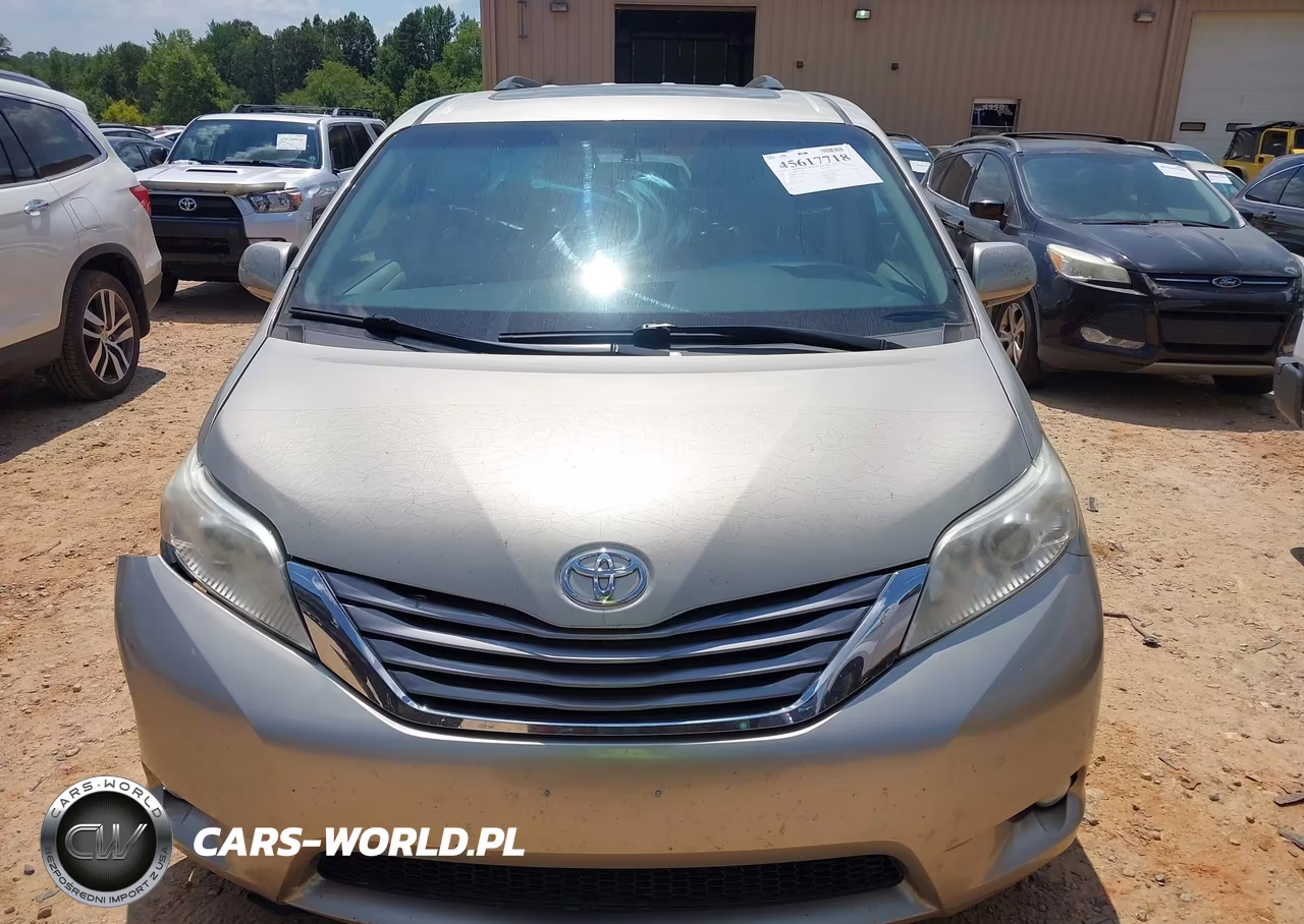 2017 Toyota Sienna Xle 8 Passenger VIN:5TDYZ3DC5HS820582 - 12