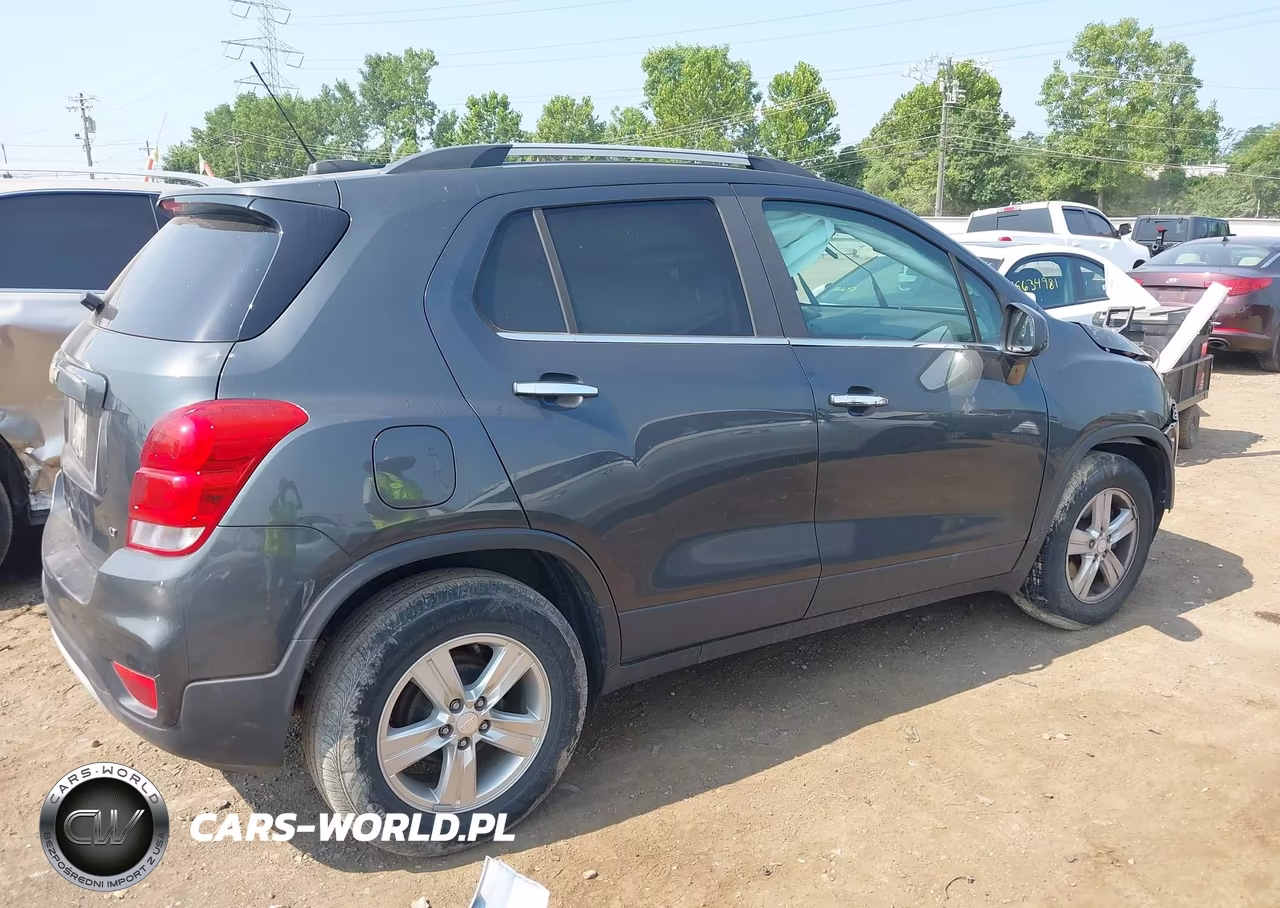 2019 Chevrolet Trax Lt VIN:3GNCJLSB1KL286528 - 4