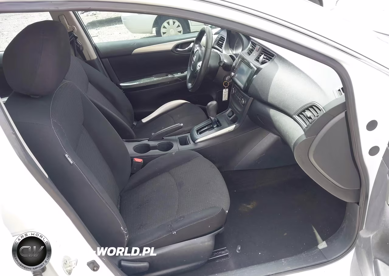 2019 Nissan Sentra S VIN:3N1AB7AP6KY231144 - 5