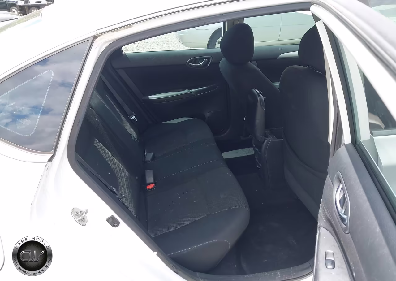 2019 Nissan Sentra S VIN:3N1AB7AP6KY231144 - 8
