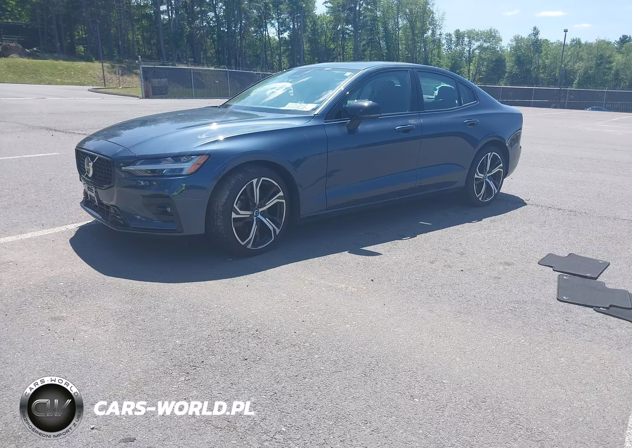 2024 Volvo S60 B5 Plus Dark Theme VIN:7JRL12TL8RG295091 - 2