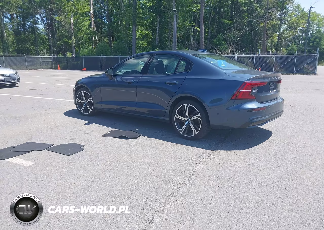 2024 Volvo S60 B5 Plus Dark Theme VIN:7JRL12TL8RG295091 - 3